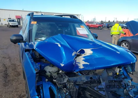 2025 Ford Bronco Sport Outer Banks z USA, uszkodzony, nr VIN 3FMCR9CN4SRE29879